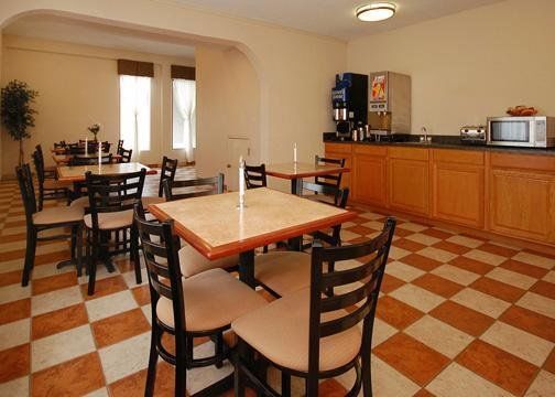 Quality & Area Hotel Bloomington